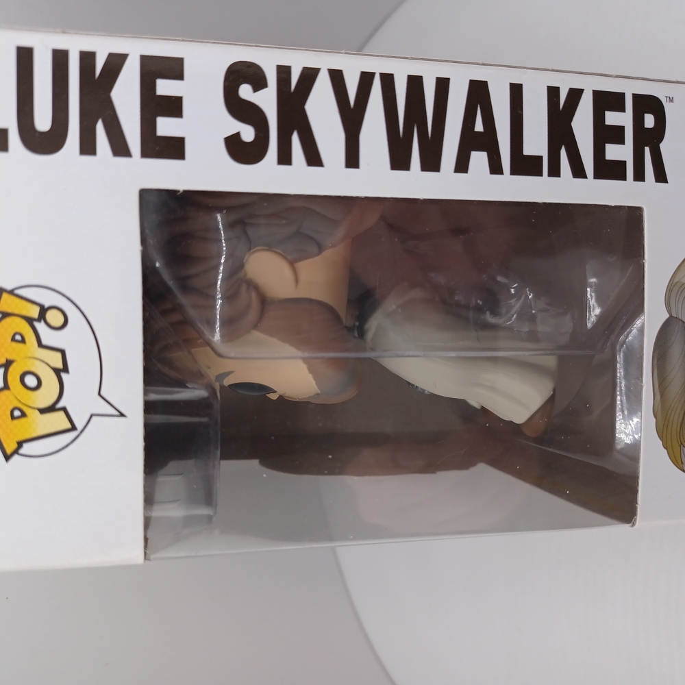 LUKE SKY WALKER Star Wars Pilot Funko Pop Figure #106 - Picture 3 of 7